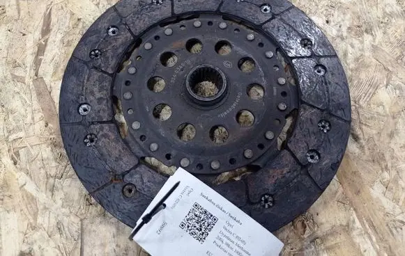 Opel Vectra C Clutch pressure plate 324034510 LUK