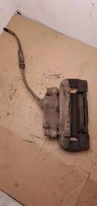 Volvo XC60 Front brake caliper