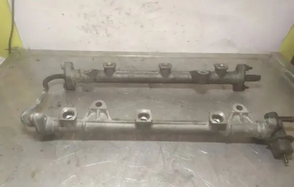 Hyundai Santa Fe Fuel main line pipe