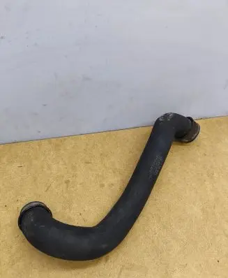Mercedes-Benz E W211 Engine coolant pipe/hose A2115015482