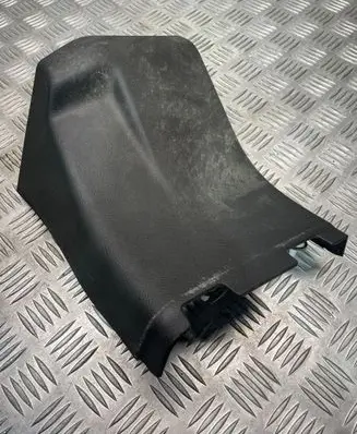 (B) pillar trim (bottom)