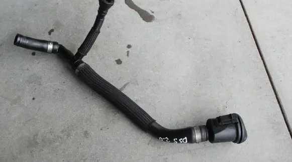 Citroen C5 Oil fill pipe 1027982S0