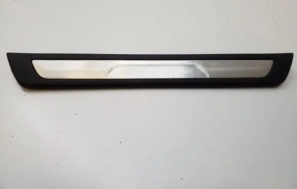 Dodge Durango Front sill trim cover 1SZ57DX9AA 1NC81TRMAB