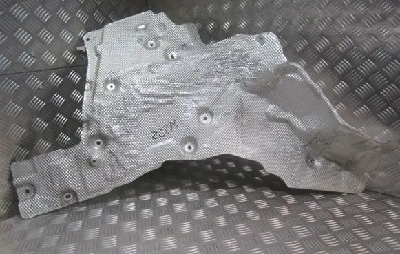 Mercedes-Benz S W222 Engine cover (trim) 