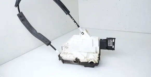 Citroen C5 Front door lock