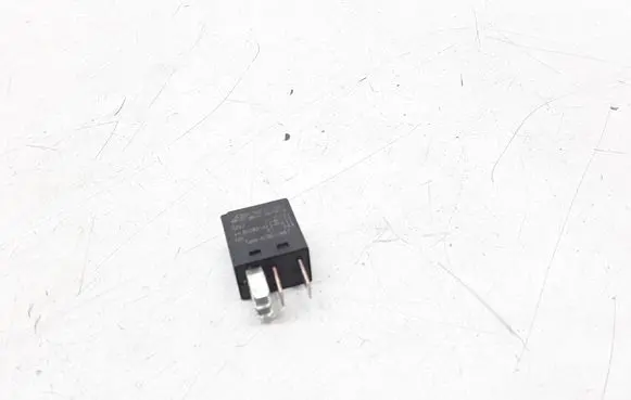Volkswagen Phaeton Other relay 7M0951253C
