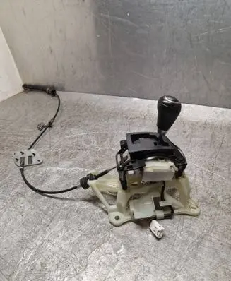 Mazda CX-5 Gear shifter/selector KD3146100 K3605