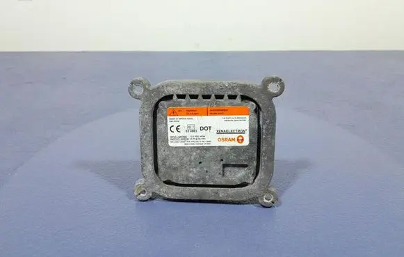 Ford Focus C-MAX Voltage converter/converter module 35XT52D1