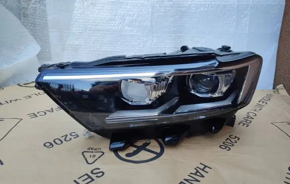 Volkswagen T-Roc Headlight/headlamp 2GA941035D 90138911 8990VF20L00G