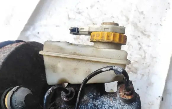 Lancia Dedra Master brake cylinder