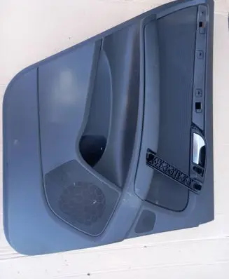 Audi Q7 4L Rear door card panel trim 4L0867305