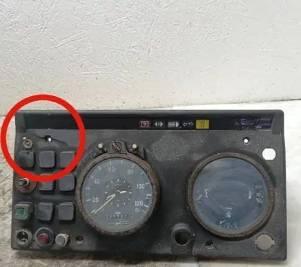 Mercedes-Benz 208 308 Speedometer (instrument cluster) 0085422710 1864692
