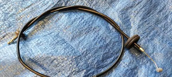 Mercedes-Benz SL R230 Engine bonnet/hood lock release cable A2308800159