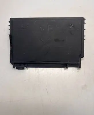 Opel Meriva B Fuse box cover 13246936