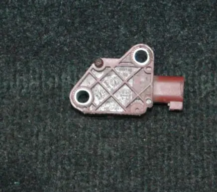 Land Rover Discovery 3 - LR3 Airbag deployment crash/impact sensor
