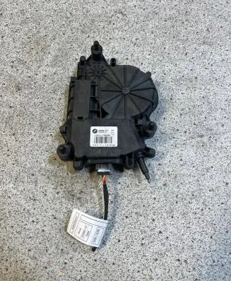 BMW X5 F15 Tailgate/trunk/boot lock/catch/latch 7303443