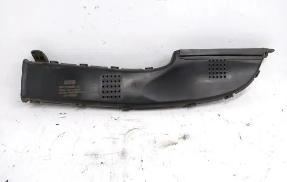 Ford Fusion II Air intake duct part DS739C675BB