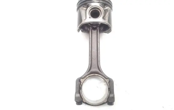 Opel Corsa D Piston with connecting rod Z13DTJ