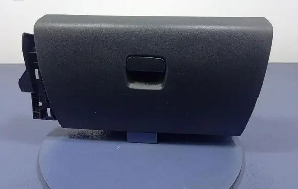 Opel Vivaro Glove box 681084386R