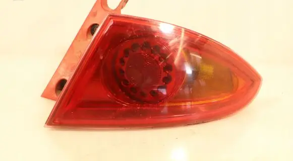 Seat Leon (1P) Rear/tail lights E11927