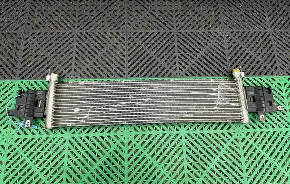 BMW M3 G80 Engine oil radiator 5A4DF50