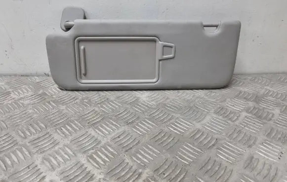 KIA Sportage Sun visor