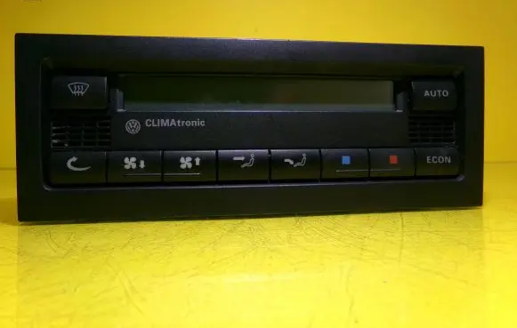 Volkswagen PASSAT B5.5 Climate control/heater control trim 