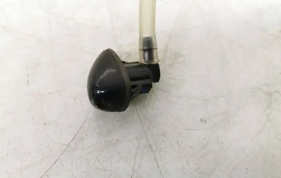 Toyota Avensis T250 Rear window washer spray nozzle 