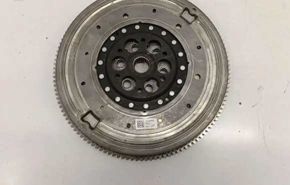 Renault Arkana Flywheel 123104580R