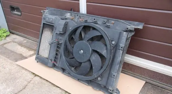 Radiator support slam panel