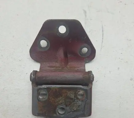 Subaru Justy Front door lower hinge 