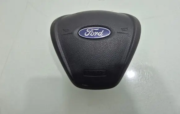 Ford Fiesta Steering wheel airbag 8A6117B571AB