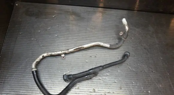 Audi A6 Allroad C6 Breather hose/pipe 