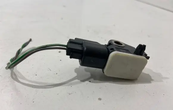 Volvo XC70 Airbag deployment crash/impact sensor 31264395
