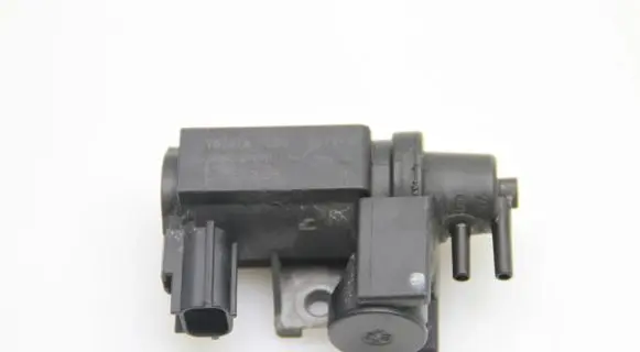 Toyota Auris 150 Turbo solenoid valve 258190R011