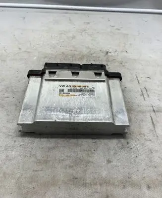 Volkswagen Golf VII Engine control unit/module 0EA907309A 0261S09103