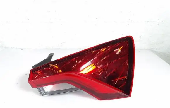 Cadillac Escalade Rear/tail lights 657945096