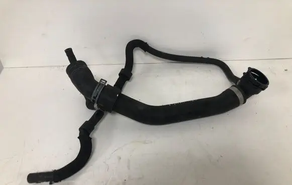 Volkswagen PASSAT B8 Engine coolant pipe/hose 5Q0122291 5Q0122101CN