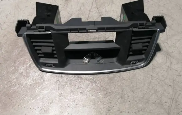Peugeot 508 Dash center air vent grill 9688552977