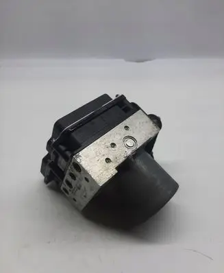Audi A4 S4 B8 8K ABS Pump 8K0907379BF