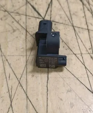 BMW X5 F15 Airbag deployment crash/impact sensor 6577922417704 65779224177 779224177