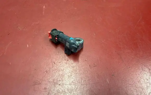 Tesla Model 3 Airbag deployment crash/impact sensor 147344500A 1473445