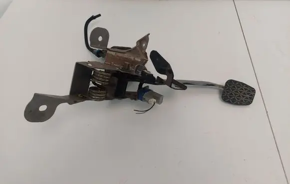 Clutch pedal