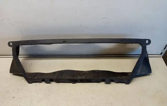 Volvo XC70 Intercooler air guide/duct channel 9190983