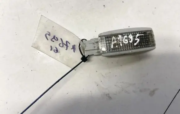 Volkswagen Touran I Other interior light 3b0947113