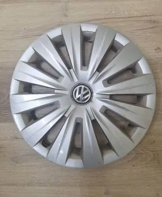 Volkswagen Golf VII R16 wheel hub/cap/trim 5G0601147