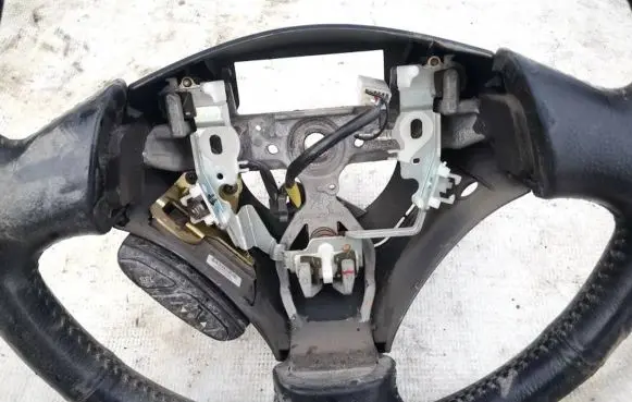 Toyota Corolla Verso E121 Steering wheel buttons/switches 8623013010 86230-13010