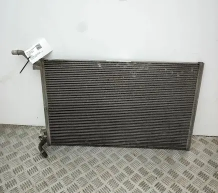 Jaguar XE Coolant radiator GX738K230BA