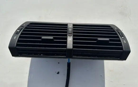 BMW X5 E53 Dash center air vent grill 64228402221