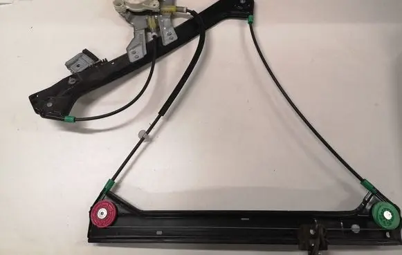 Saab 9-3 Ver2 Front door window regulator with motor